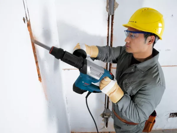 Bosch GSH 500 PROFESSIONAL DEMOLITION HAMMER/BREAKER WITH HEX - Image 4