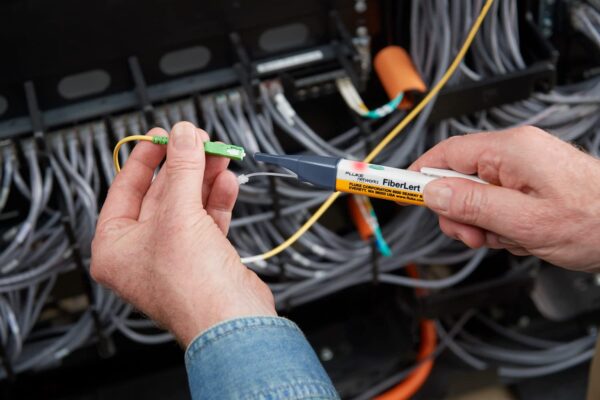 Fibrelert Live Fiber cable Tester - Image 2