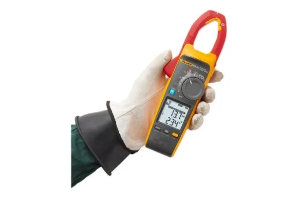 FLUKE 378FC AC DC Clamp Meter - Image 3