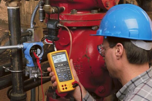 Fluke 725 Process Calibrator - Image 2