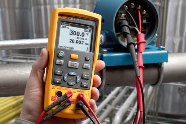 FLUKE 712 RTD Calibrator - Image 2